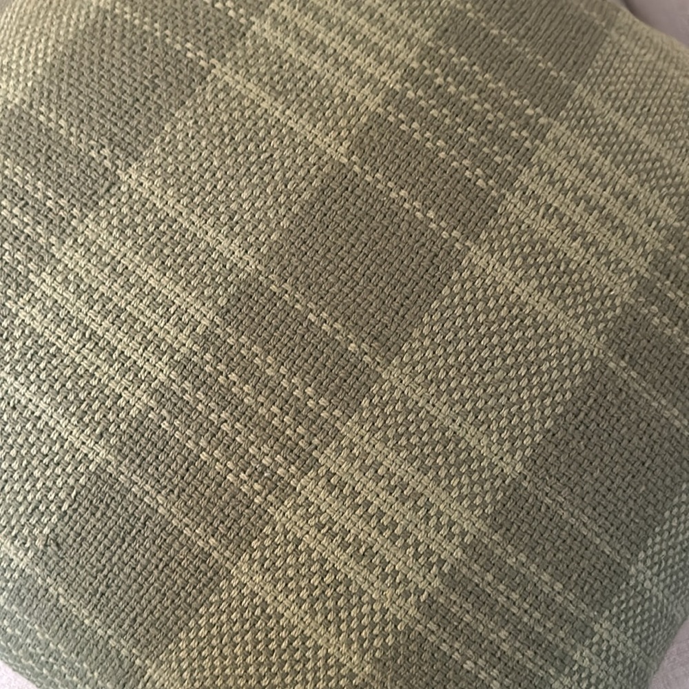 NWT Handwoven Plaid Pillow Green - Picture 6 of 6